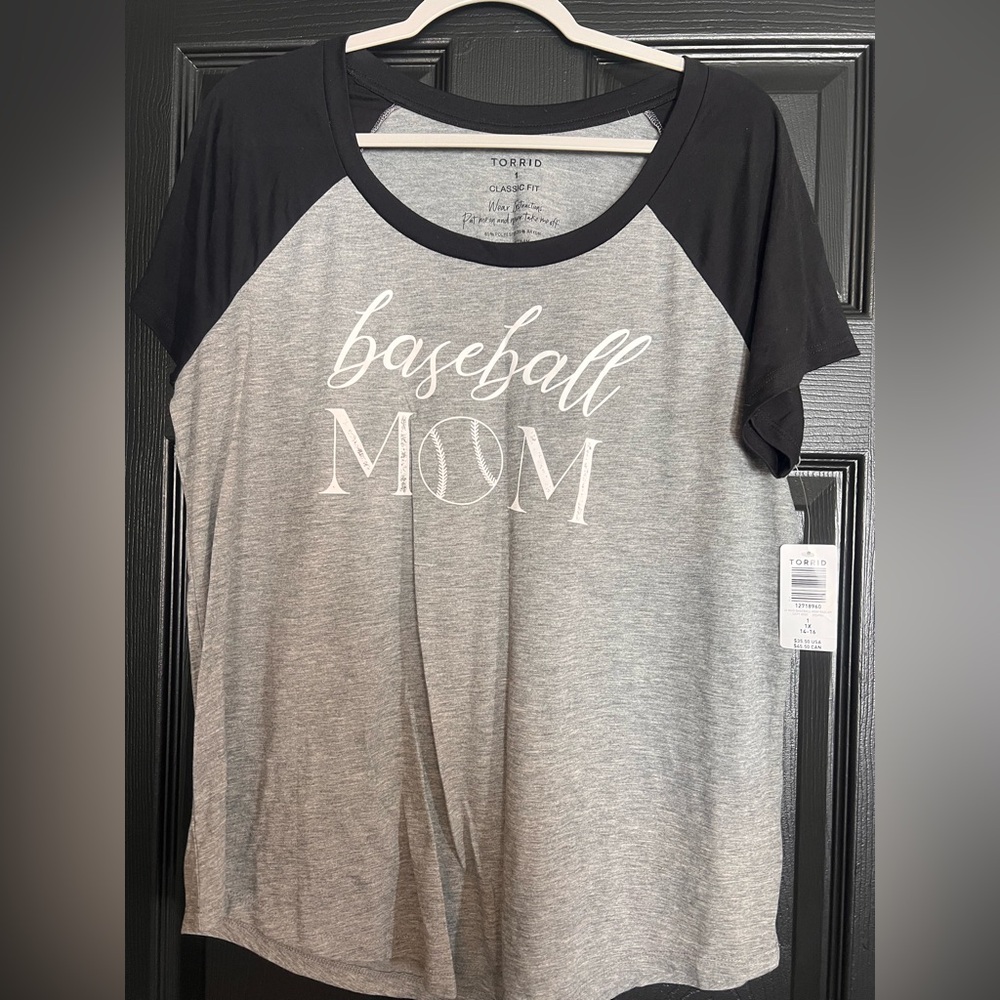 Torrid Baseball Mom Classic Fit Raglan Tee Size 1